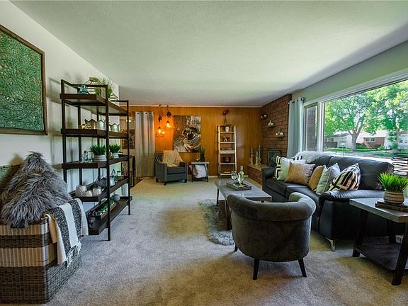 2nd image of 1048 Avenue F