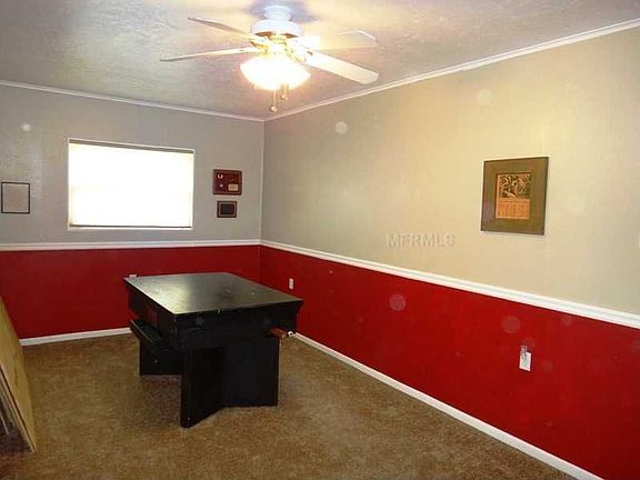 3rd image of 112 Hidden Lake Dr