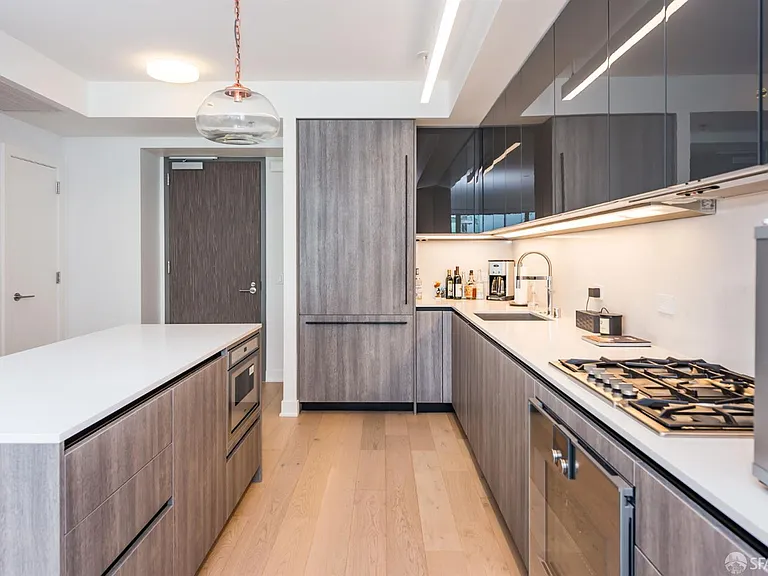 338 Main St #20B — Photo 6