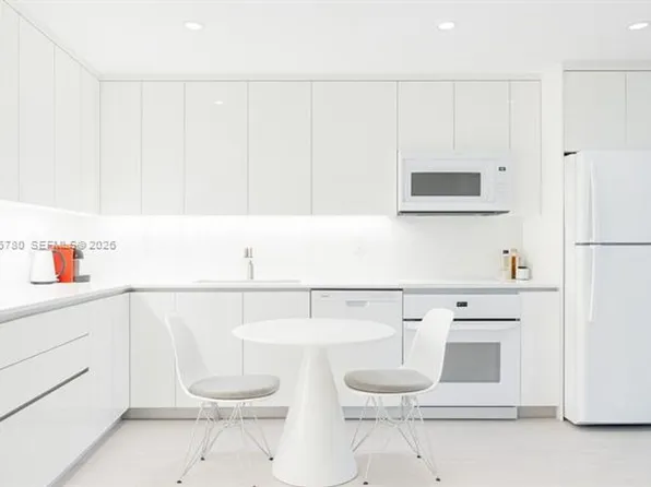 2301 Collins Ave, Miami Beach, FL