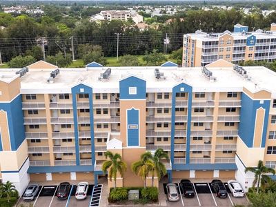 960 Starkey Rd APT 5202, Largo, FL, 33771