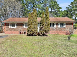 46 Royce Dr, Jonesboro, GA 30238