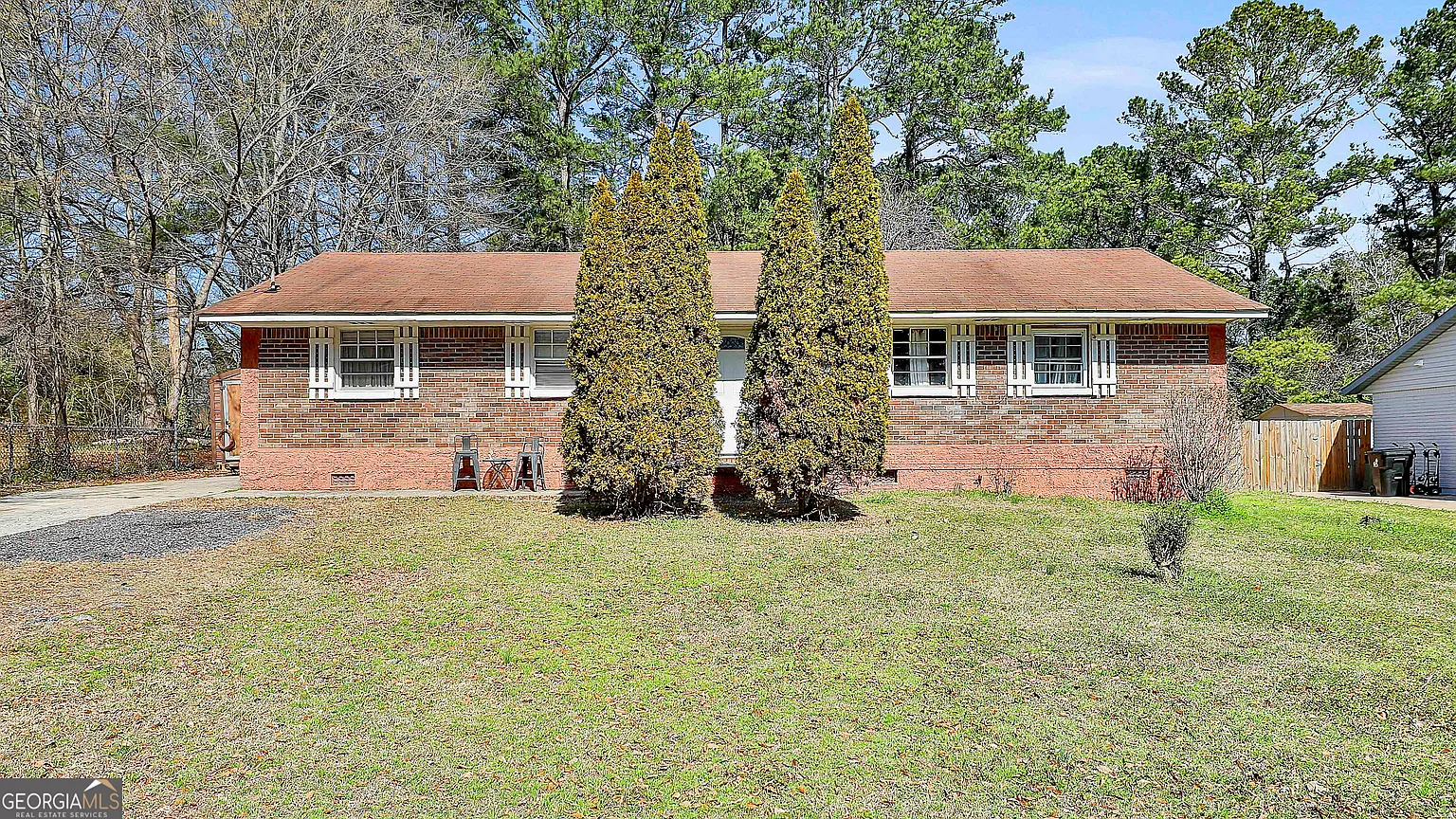 46 Royce Dr photo 1