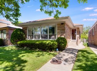 6147 N Harding Ave, Chicago, IL 60659