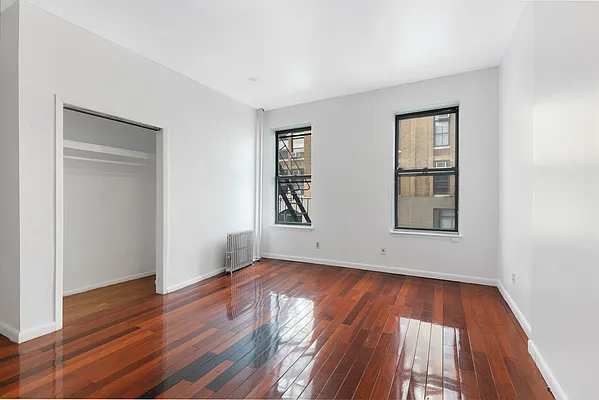 Rented by Compass | media 4