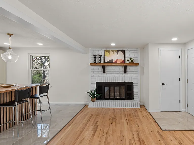 28 Misty Springs Cir — Photo 12