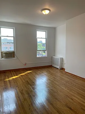Rented by Compass | media 25