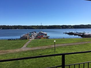 256 Bay Village Dr, Rochester, NY 14609