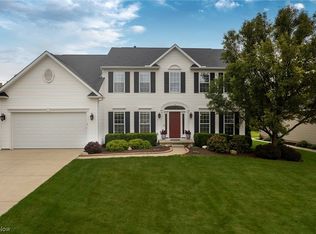 11408 Glen Abbey Dr, North Royalton, OH