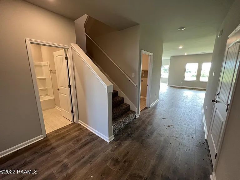 213 Garden Oaks Ave — Photo 8