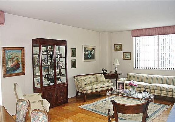 2nd image of 26910 Grand Central Pkwy APT 7E
