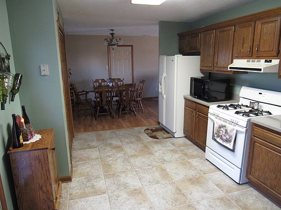Kitchen w/ Corian Countertop