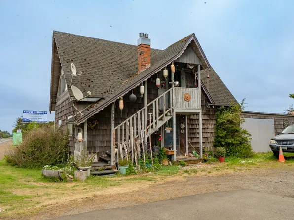 3820 N Highway 101, Depoe Bay, OR 97341