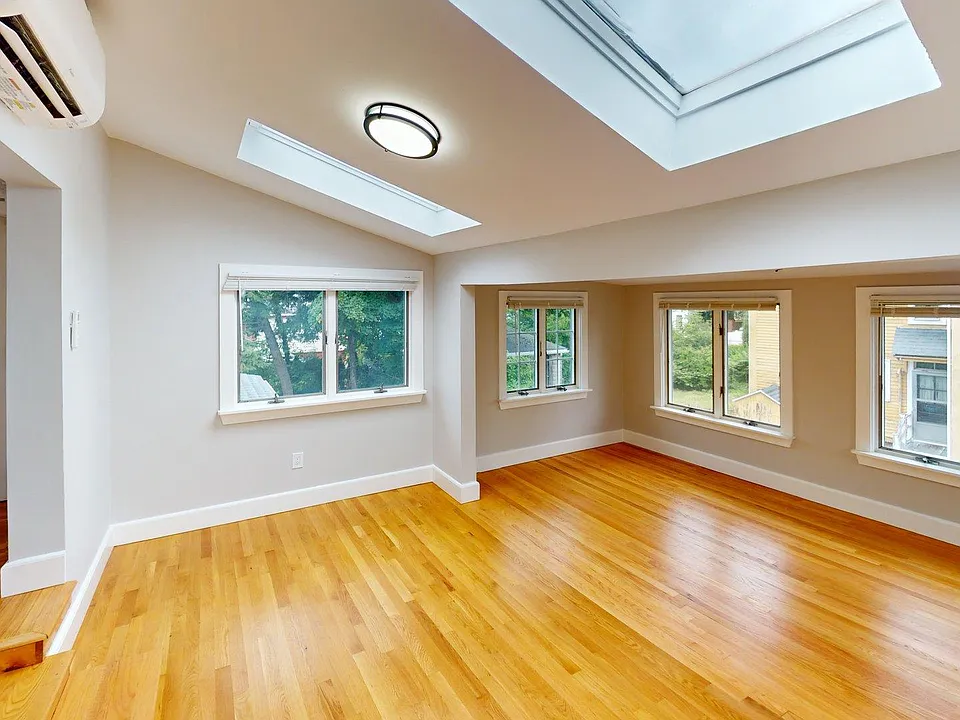 223 Main St #2A