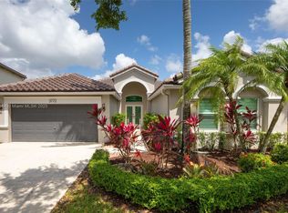 3772 Falcon Ridge Cir, Weston, FL 33331