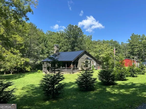 581 N Garrett Branch Rd, Ellijay, GA 30536