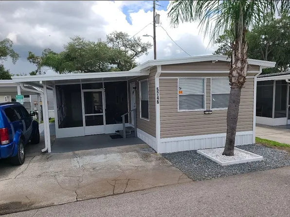 5746 Broadmore St, Zephyrhills, FL 33542