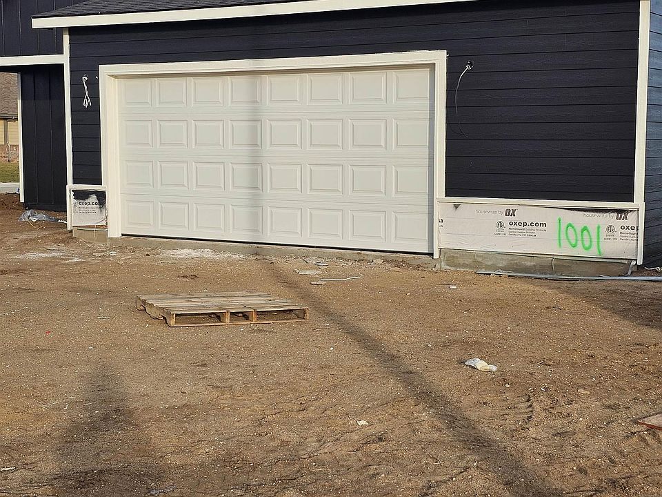 1st image of 1001 Spring Creek Rd