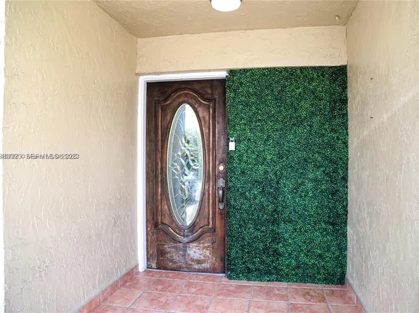 6335 SW 138th Ct APT 1, Miami, FL 33183