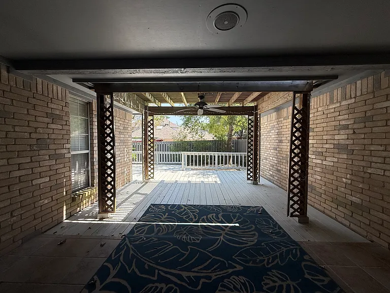 8707 Sandstone Dr — Photo 22