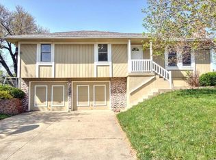 1810 SW 1st St, Lees Summit, MO 64081