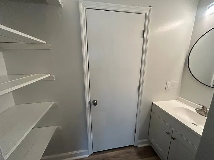 240 Jamil Rd #10 — Photo 19