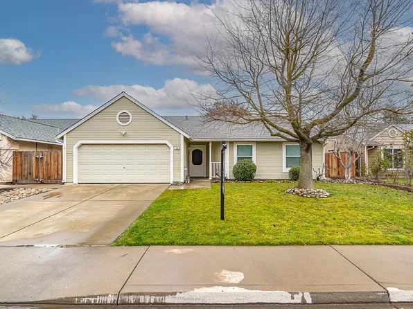 334 Brisk Ave, Waterford, CA 95386