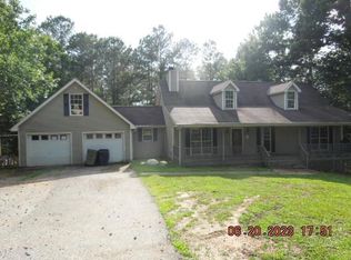 335 Pine Ridge Ln, Dallas, GA 30132