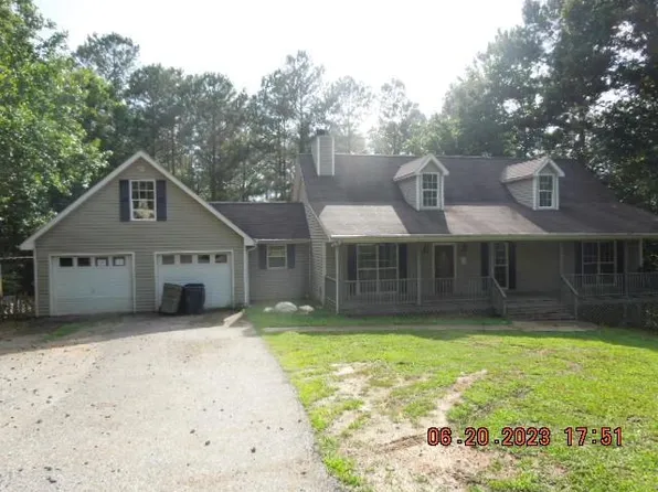 335 Pine Ridge Ln, Dallas, GA 30132