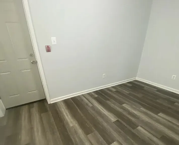 4523 Pulaski Ave — Photo 1