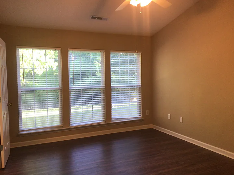 109 Karsten Creek Dr — Photo 7