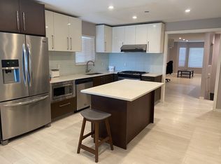 4978 Clinton St, Burnaby, BC V5J 2L2