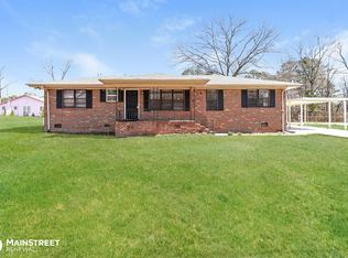 104 Newport Dr, Bessemer, AL 35023