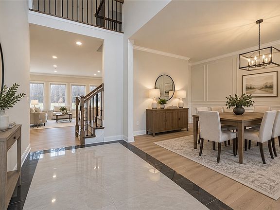 3rd image of 103 Harrowgate Ln