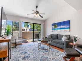 1075 Shadowridge Dr
