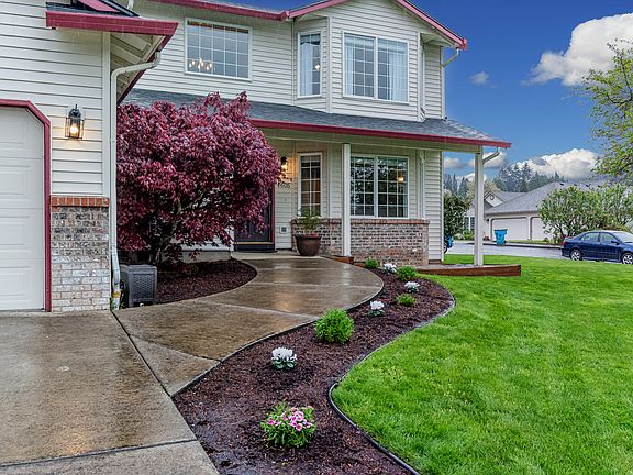 2nd image of 4605 NE 47th Ave
