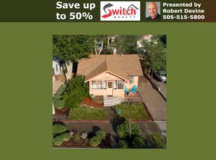 1105 Los Tomases Dr NW, Albuquerque, NM 87102