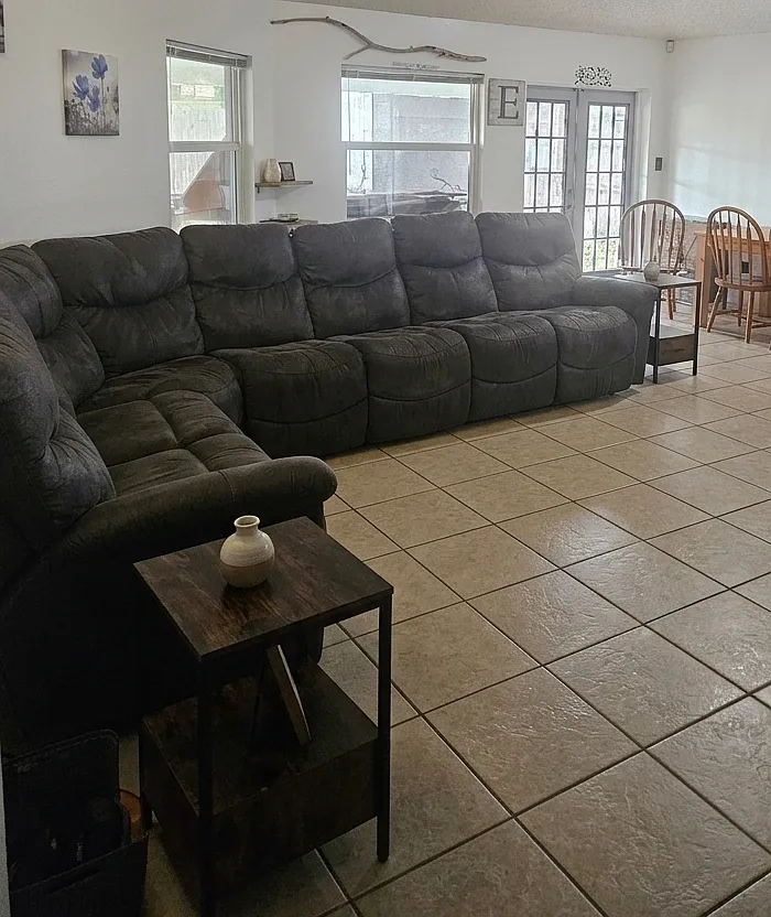3 bed, 1352 sqft, $2,700 — Photo 3