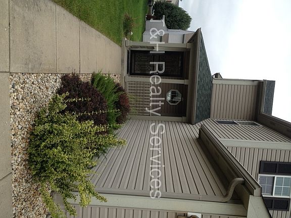 2nd image of 10940 Cedar Pine Dr