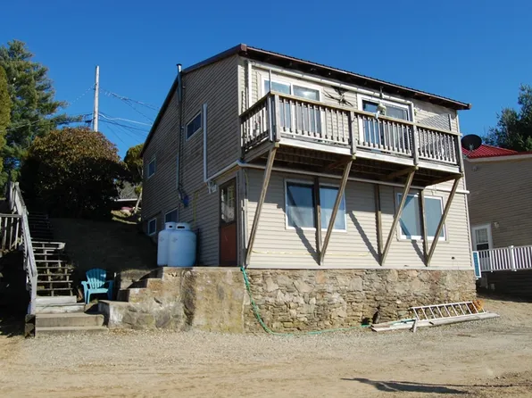 123 Park St, East Brookfield, MA 01515