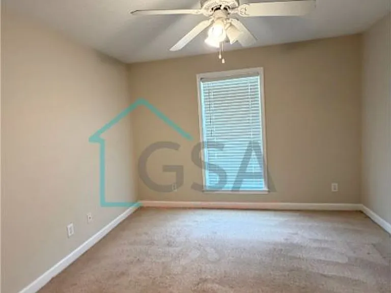 225 Laurel Trace Cir — Photo 15
