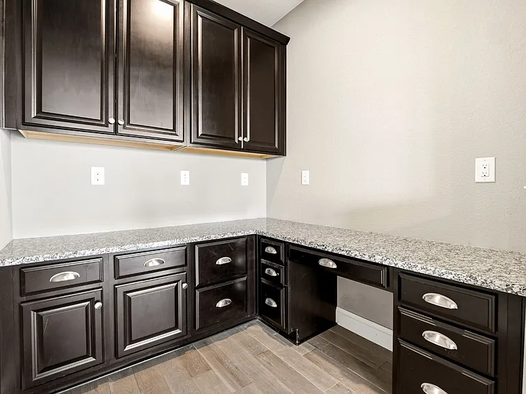 1135 Bonnyton Pl — Photo 20