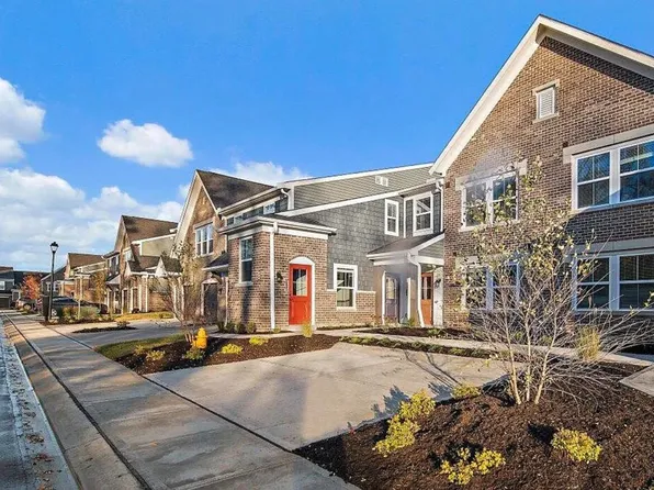 592 Foxhill Dr, Crescent Springs, KY 41017