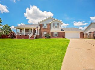 6012 Mezzanine Ct, Hope Mills, NC 28348