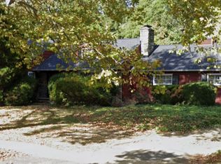 385 Park Ave, Freehold, NJ 07728