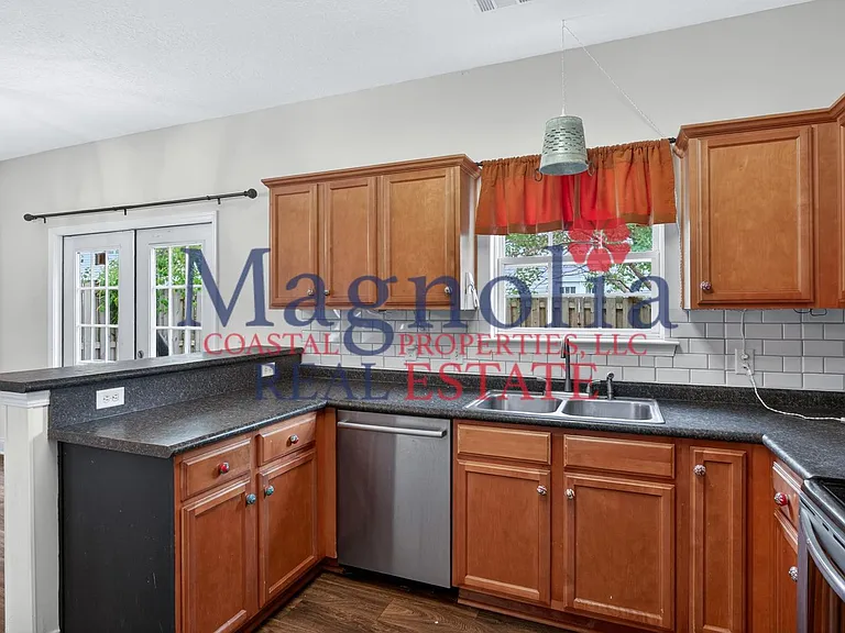 255 Cypress Pointe Dr — Photo 12