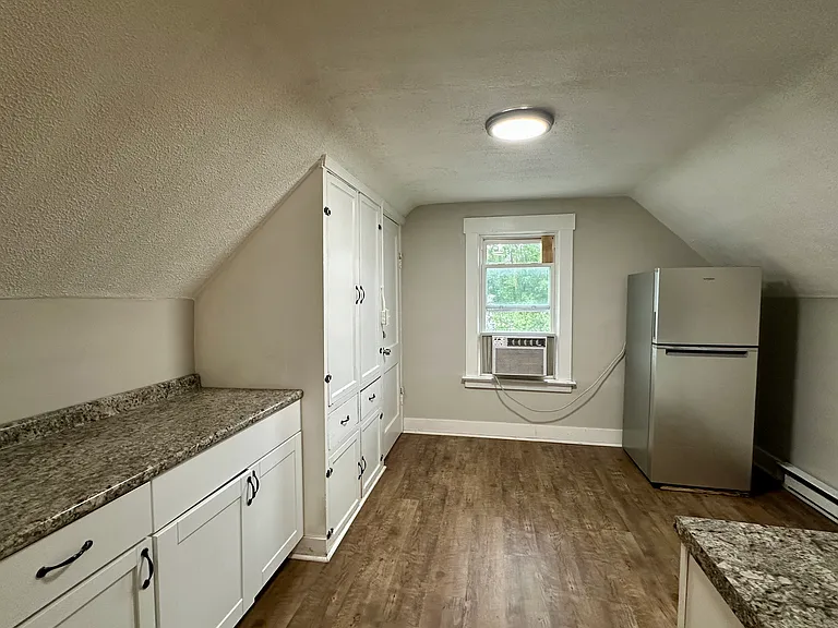 23152 Lake Shore Blvd #3 — Photo 7