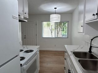 2147 Baxter St, Los Angeles, CA 90039