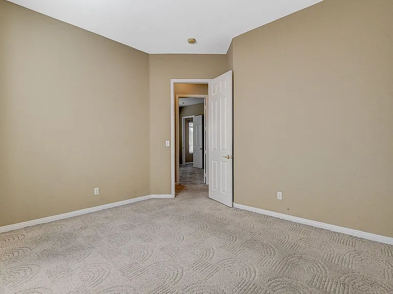 4737 Stavanger Ln — Photo 42