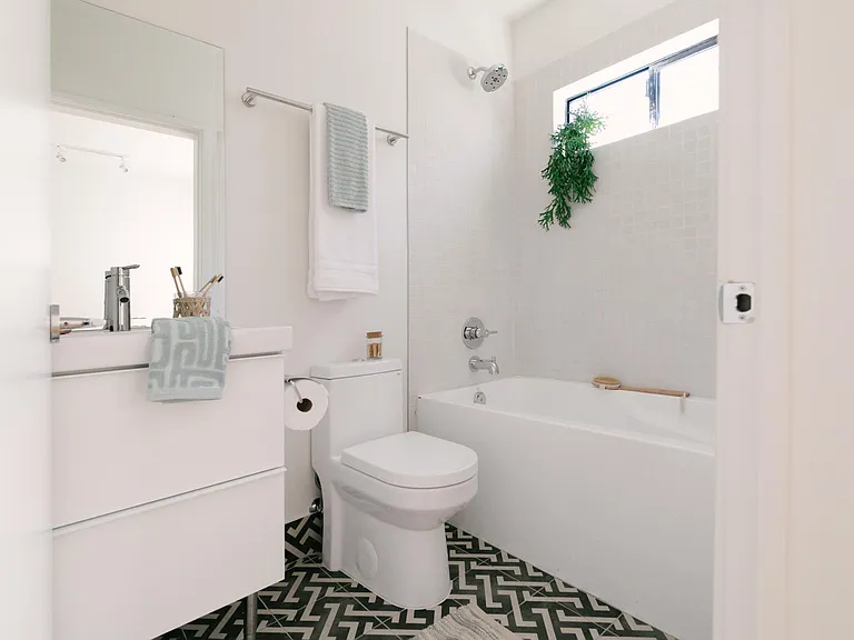 517 N Heliotrope Dr #517.25 — Photo 10